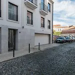 Modern Apartment with View near Castelo de São Jorge